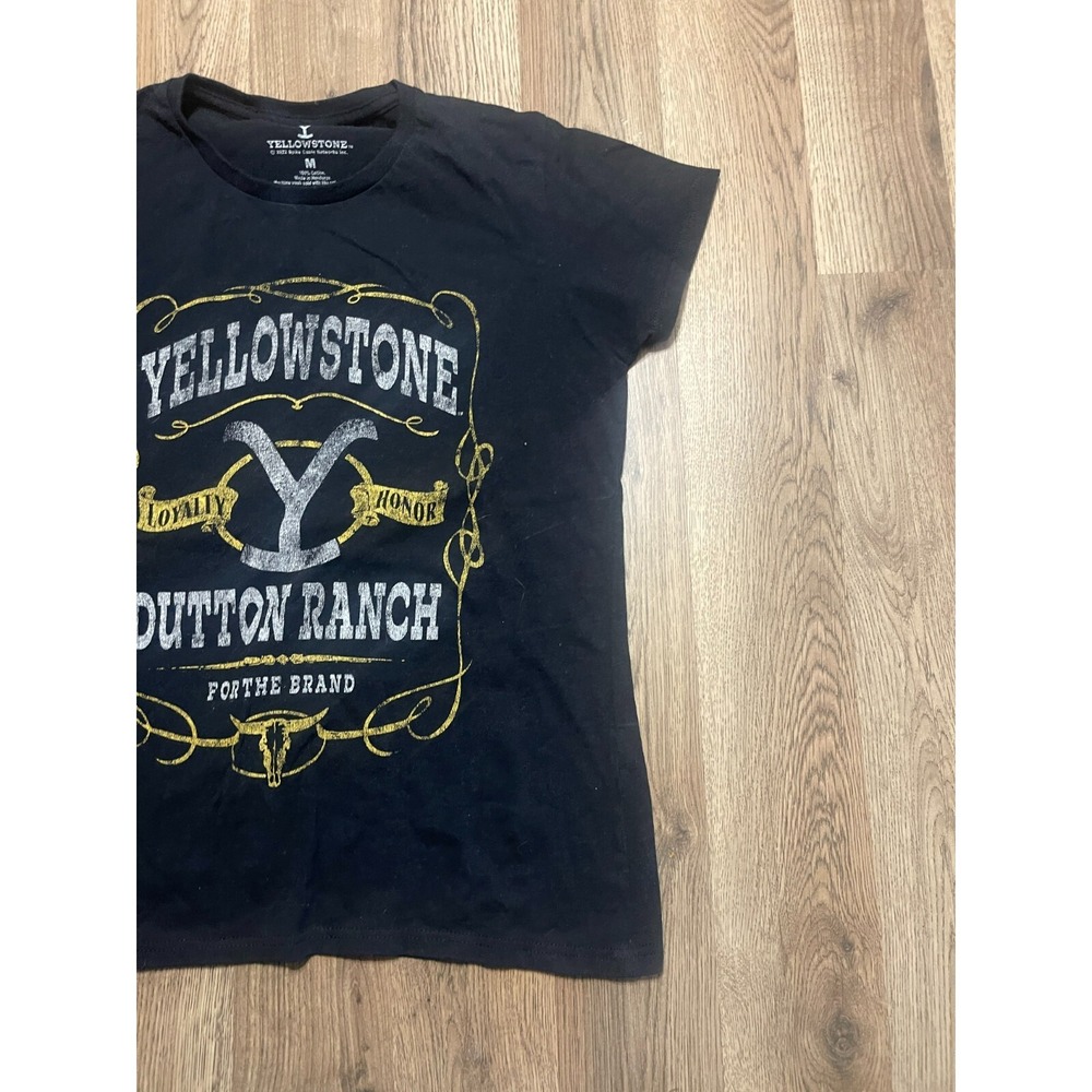 Yellowstone Shirt, Women's Size Medium, Black, Dutton Ranch, Short Sleeve - Picture 3 of 9